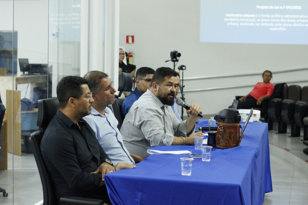 Câmara de vereadores e sociedade civil organizada discutem o projeto de Perímetro Urbano