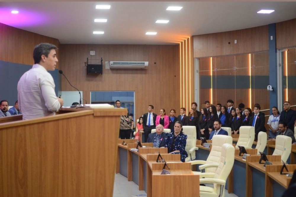 Programa Vereador Mirim ganha destaque e atrai secretário de Educação à Câmara de Rondonópolis