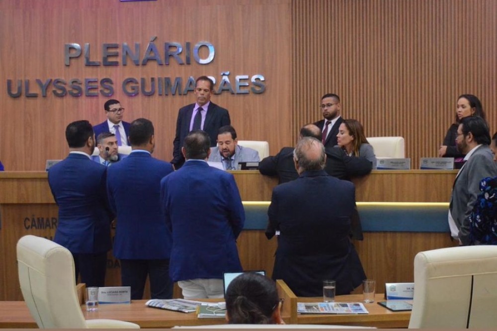 Câmara aguarda confirmação de suplente para oficializar extinção de mandato