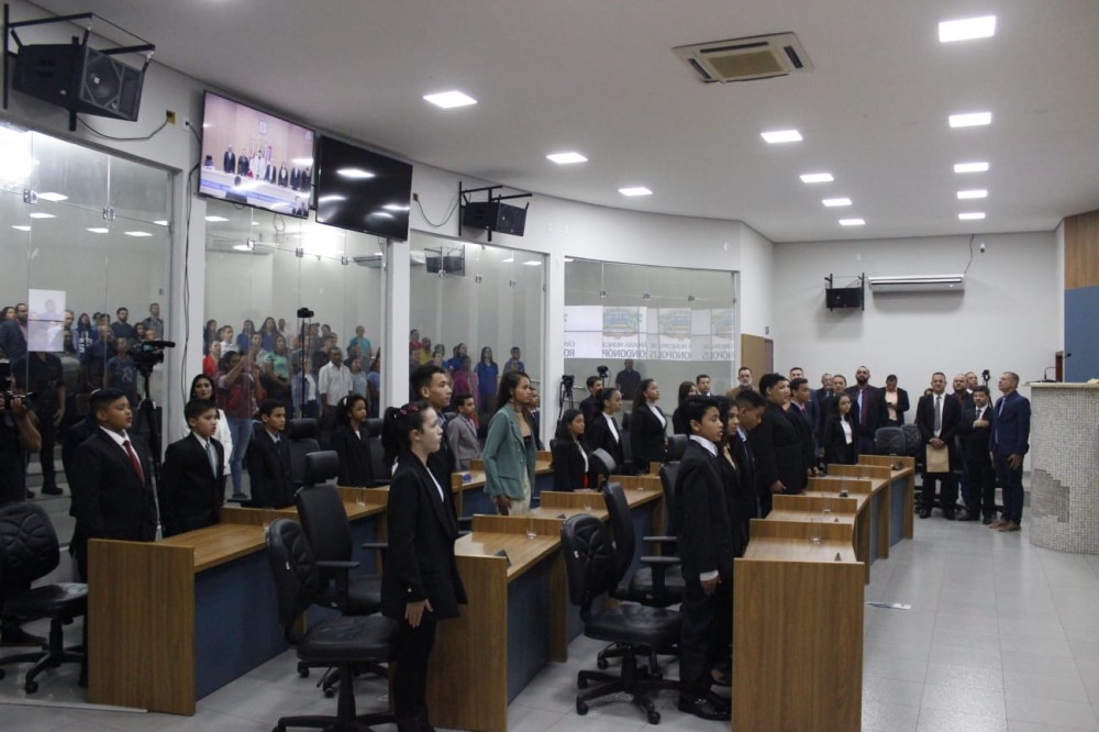 Escola Estadual Militar Tiradentes elege três representantes no Projeto “Vereador Mirim”