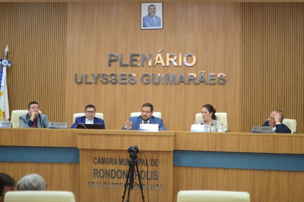 Câmara realiza oitiva com conselheira da Santa Casa de Rondonópolis
