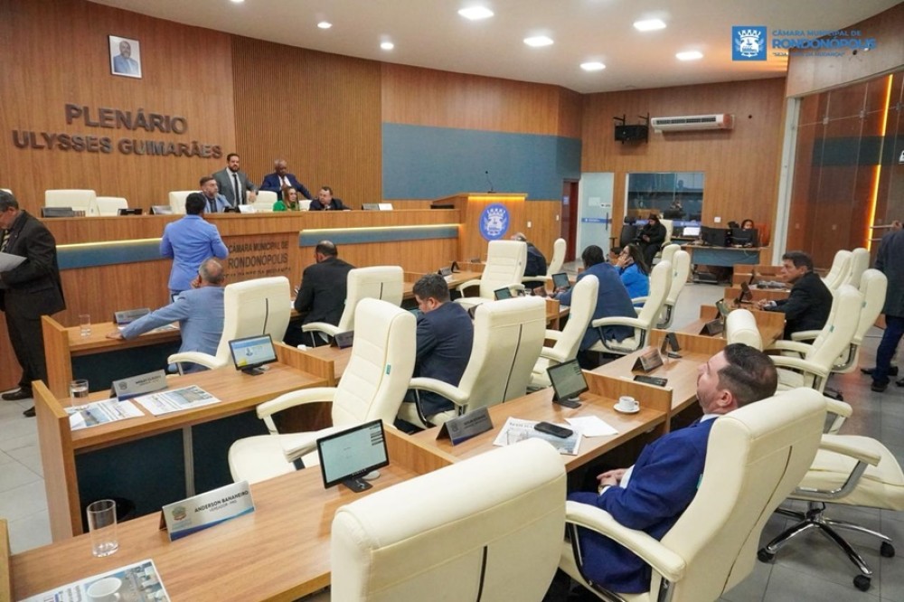 Câmara aprova projeto que permite uso de férias e licença-prêmio para quitar IPTU de 2026